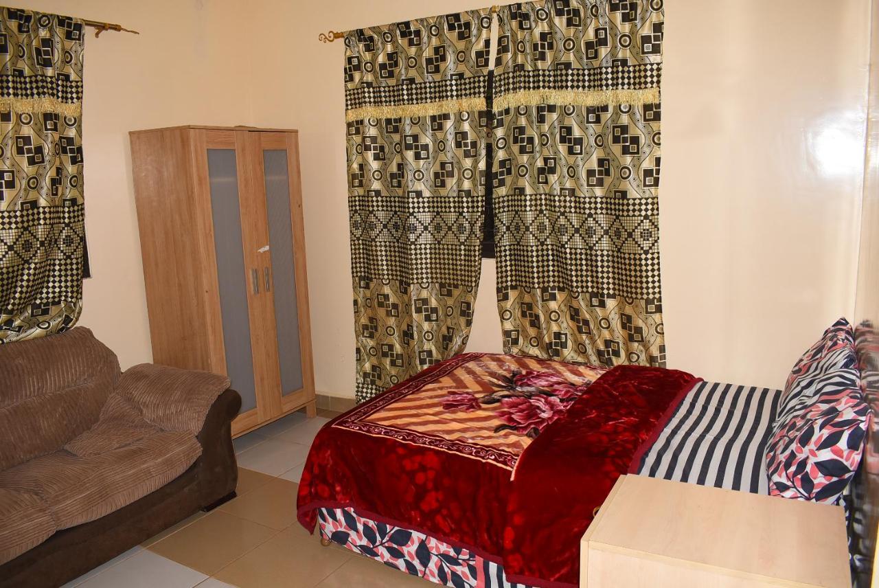 London Innn Gambia Brufut Exterior foto